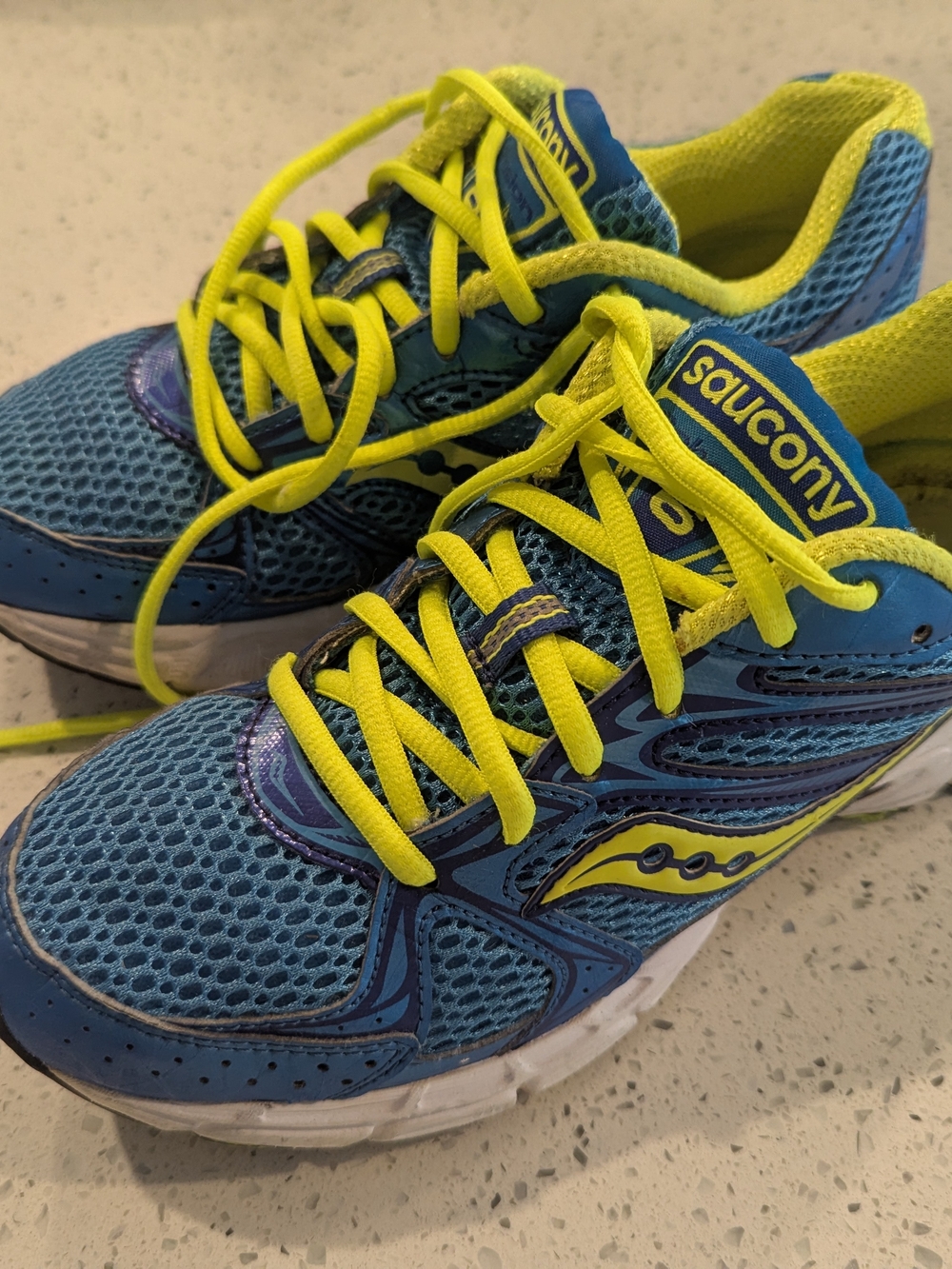Saucony Cohesion 6 Women's Blue & Neon Yellow Running Shoes